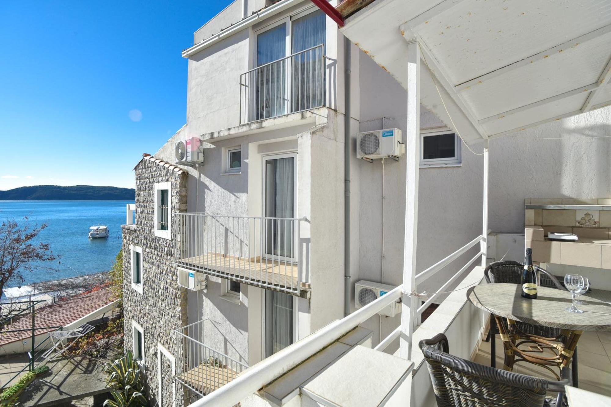Apartments Milos Kaladjurdjevic Budva Exterior photo